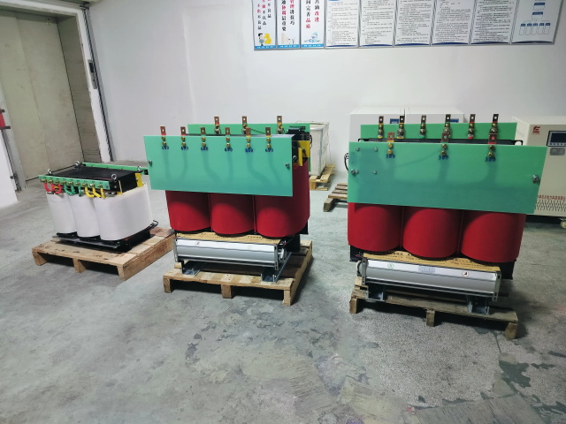 新吴KS11-1000KVA矿用变压器